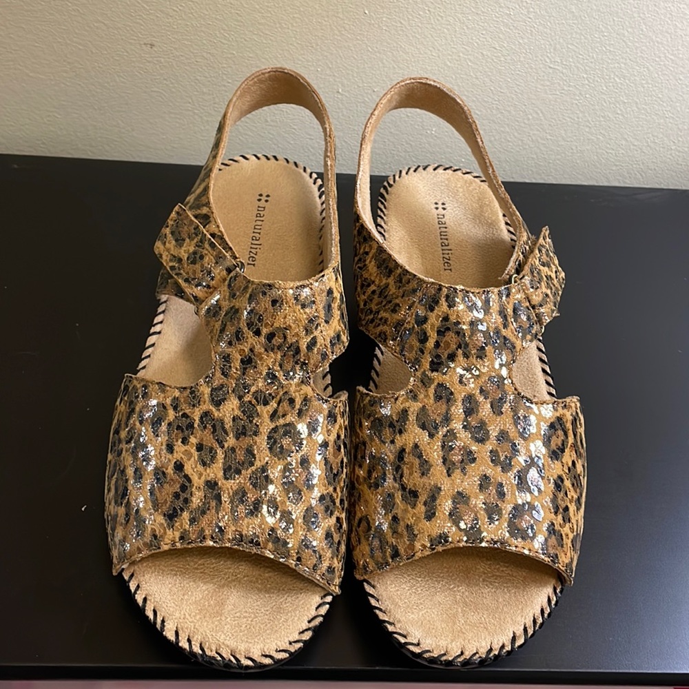 Naturalizer sandals